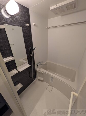 セレニテ江坂エクラの物件内観写真